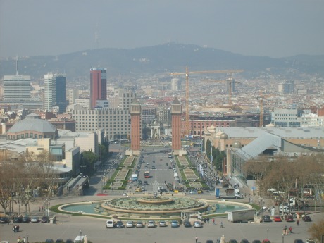 Blick von oben auf die Plaza de Espanya